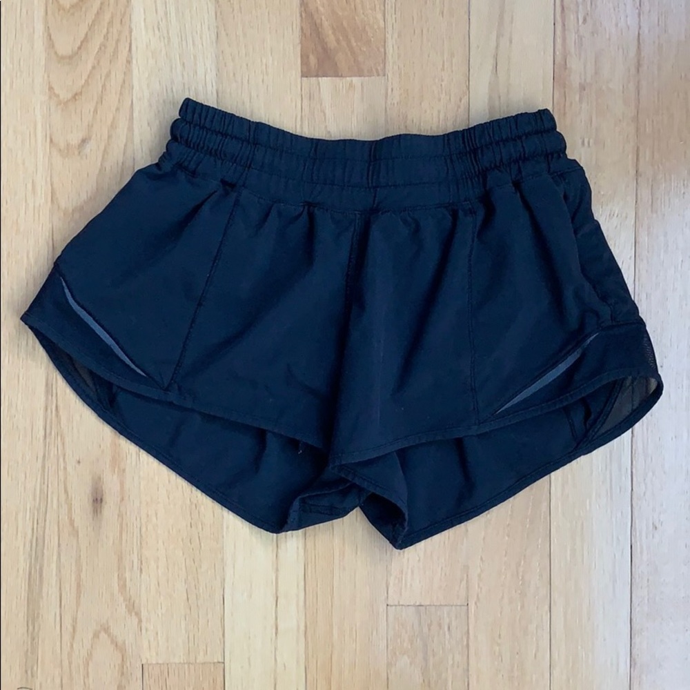 Lululemon black Hotty Hot Short II